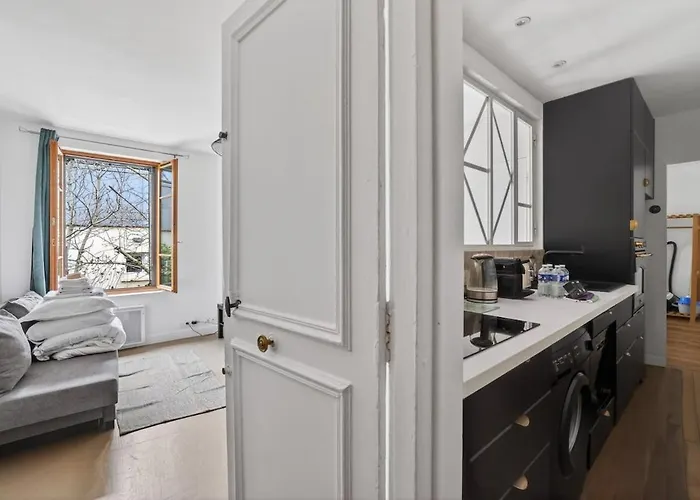 Premium 1br Flat With Direct Access To The Rer B * Gentilly